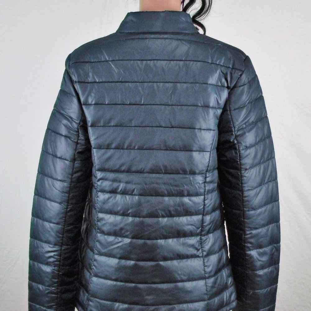 NAVY BLUE PUFFER JACKET